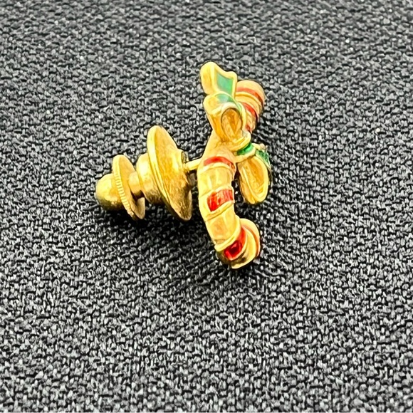 Vintage Avon Gold Tone W/ Red & Green Enamel Christmas Candy Cane Pin - Picture 5 of 9